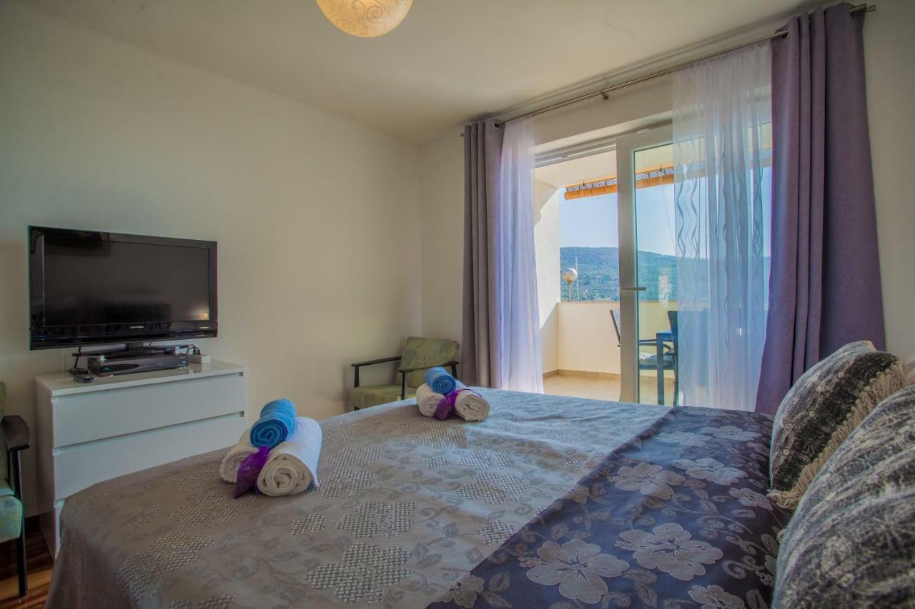 Apartment Sara - Црес Экстерьер фото
