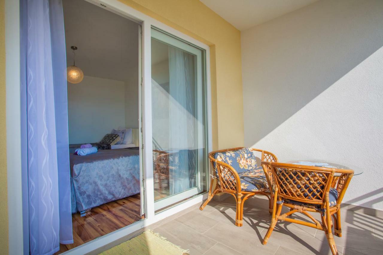 Apartment Sara - Црес Экстерьер фото