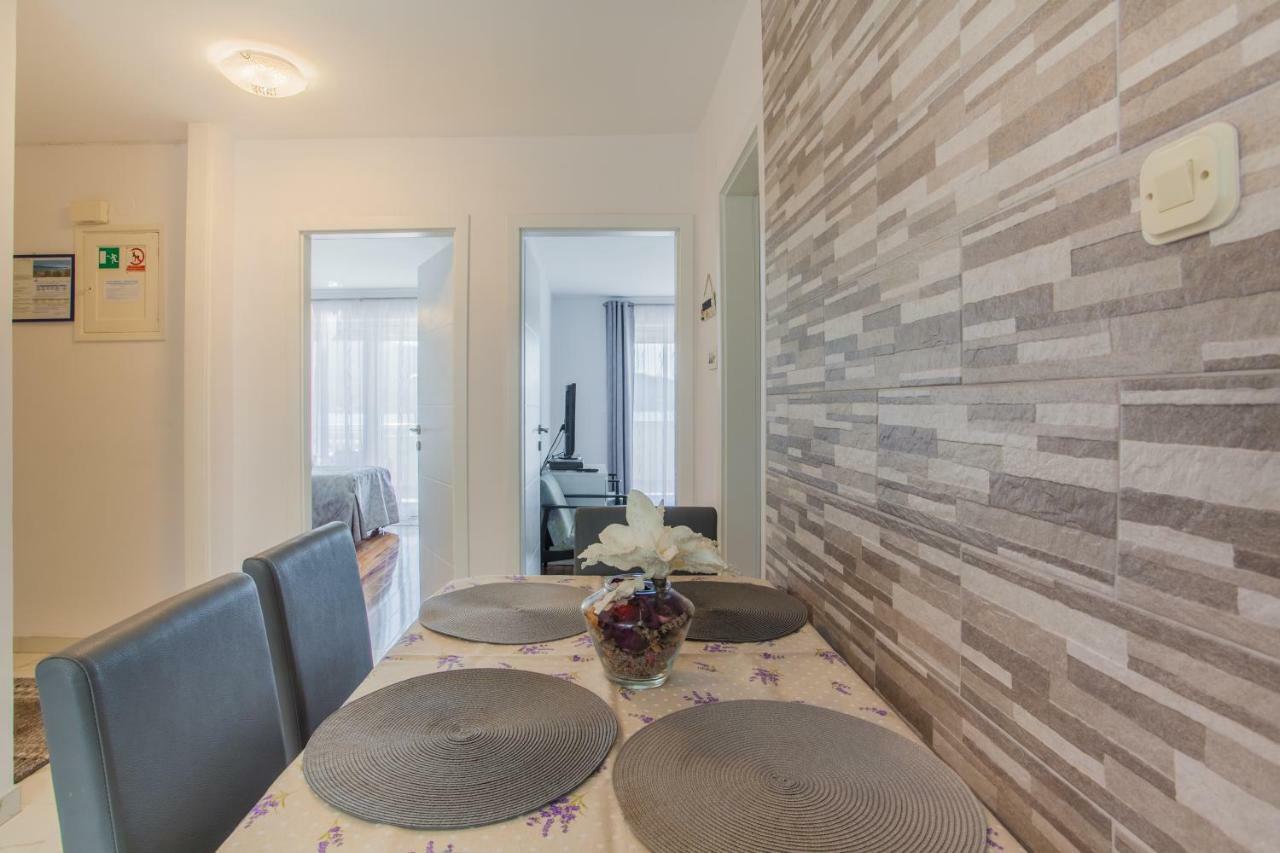 Apartment Sara - Црес Экстерьер фото